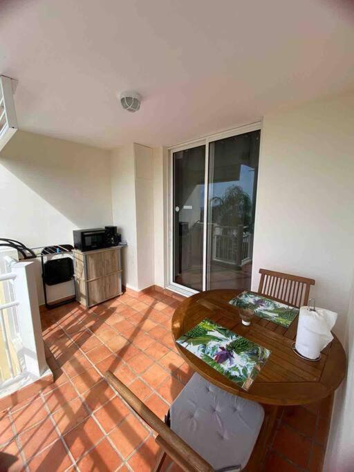 Studio Paisible Avec Piscine, Pas Loin De La Plage La Trinité Exteriér fotografie